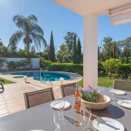 Guadalmina Golf Con Piscina Privada Holiday home *